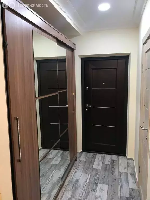 1-комнатная квартира: посёлок городского типа Отрадное, Молодёжная ... - Фото 1