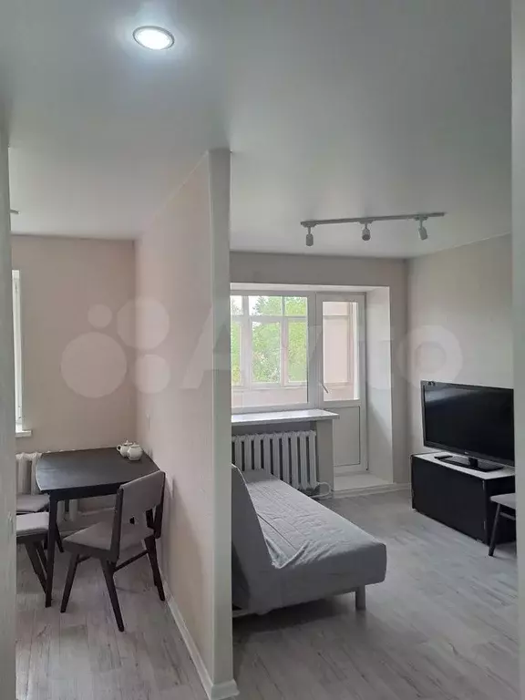 1-к. квартира, 30 м, 5/5 эт. - Фото 0
