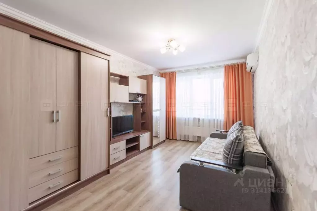 2-к кв. Татарстан, Казань ул. Фатыха Амирхана, 28 (53.3 м) - Фото 0