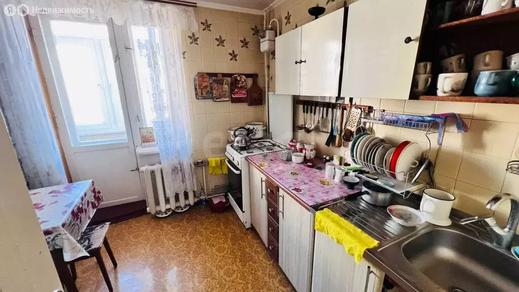 3-комнатная квартира: Судак, улица Ленина, 44 (67.4 м) - Фото 2