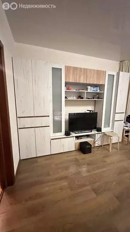 1-комнатная квартира: Нижний Новгород, Деловая улица, 24к1 (50 м) - Фото 1