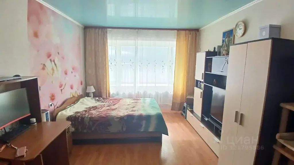 2-к кв. Магаданская область, Магадан Портовая ул., 38 (38.2 м) - Фото 0