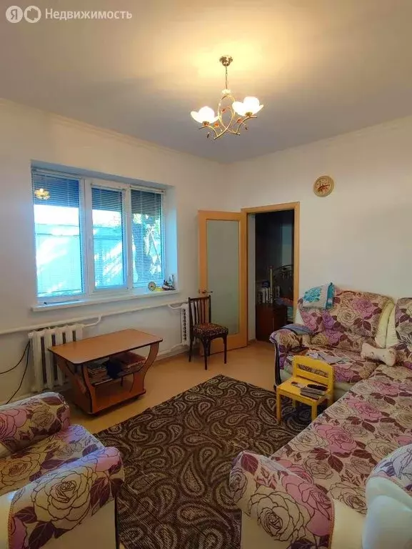 Дом в Усть-Лабинск, Красная улица (80 м) - Фото 0