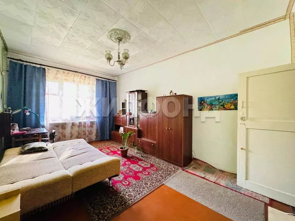 Комната Новосибирская область, Новосибирск Театральная ул., 9 (32.6 м) - Фото 1