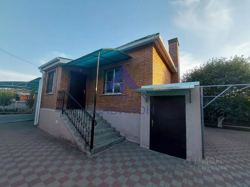 Дом в Ростовская область, Волгодонск Корабельный пер. (140 м) - Фото 1