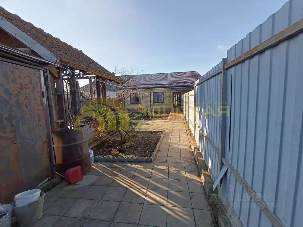 Дом в Краснодарский край, Темрюкский район, пос. Сенной Зеленая ул. ... - Фото 2