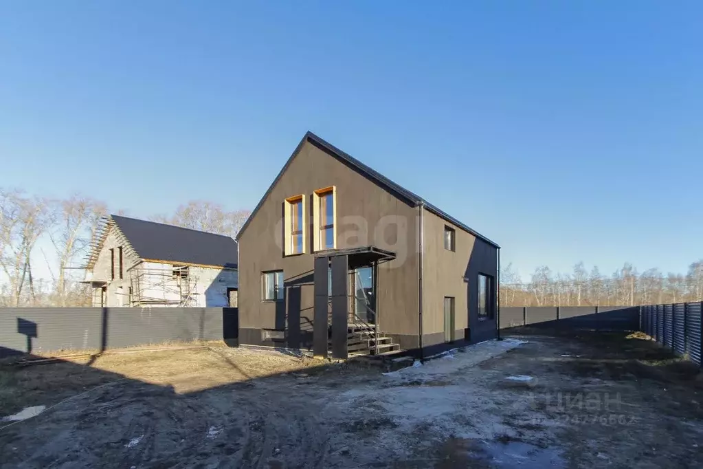 Дом в Тюменская область, Тюмень ул. Изобильная (212 м) - Фото 1