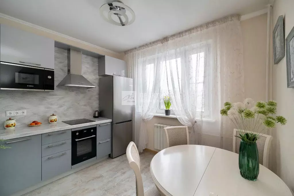 Продается 3-комнатная квартира - Фото 2