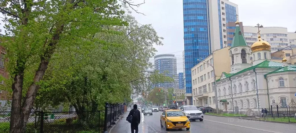 Комната Свердловская область, Екатеринбург ул. Хохрякова, 102 (12.0 м) - Фото 2