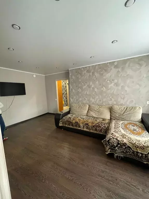 Продаётся 4-к квартира, 59.9 м - Фото 0