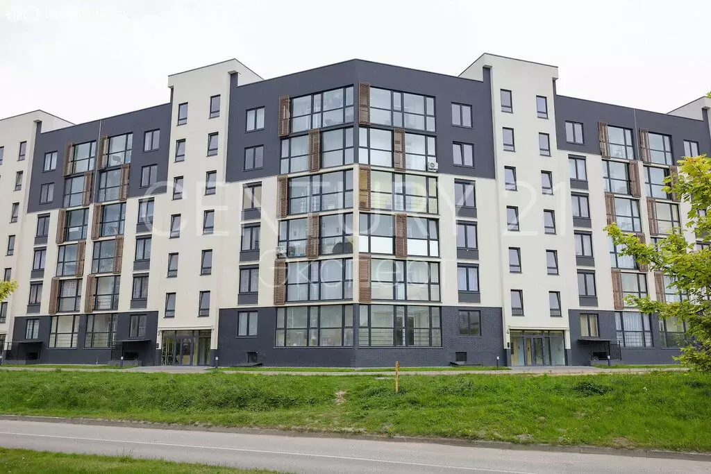 1-комнатная квартира: Пионерский, Октябрьская улица, 8 (38.2 м) - Фото 2