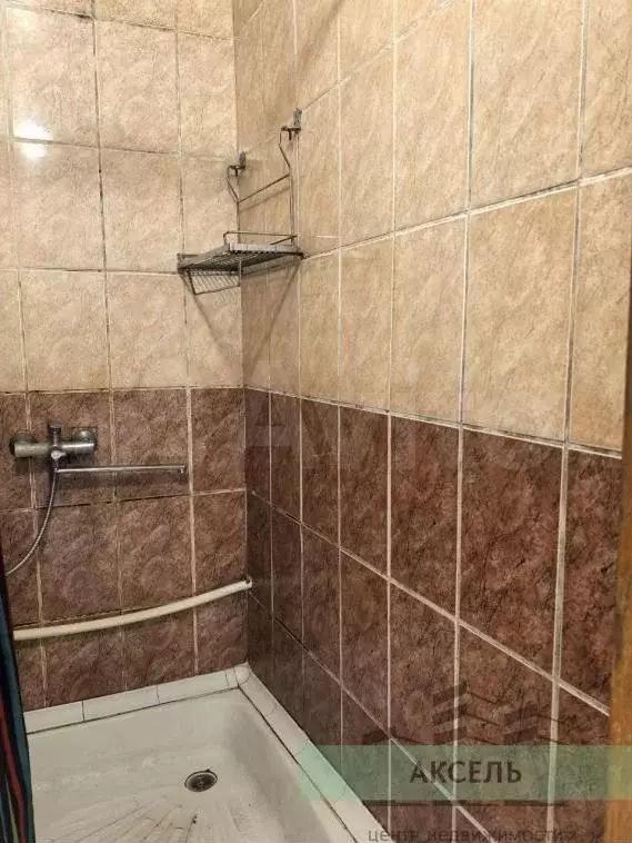 Комната 18 м в 1-к., 5/5 эт. - Фото 1