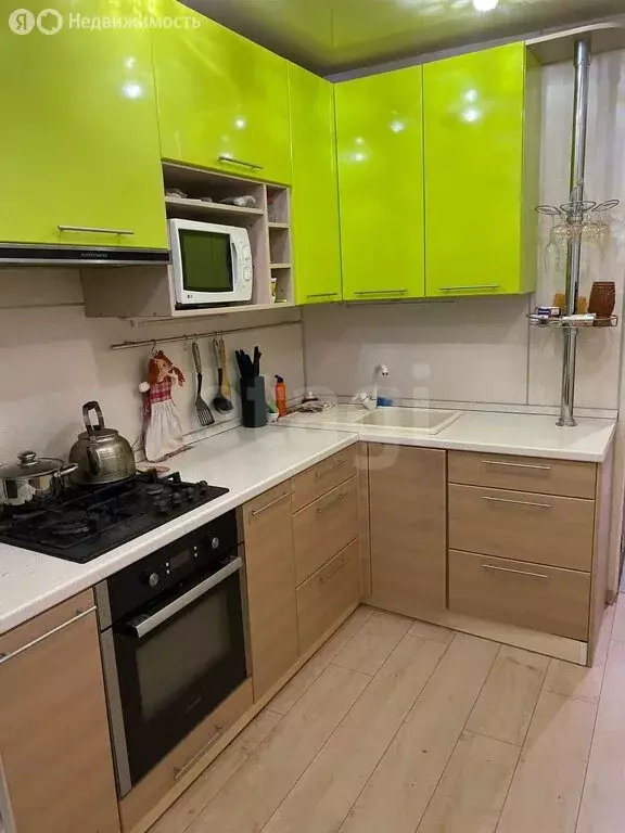 3-комнатная квартира: Стерлитамак, микрорайон Михайловский, улица ... - Фото 2