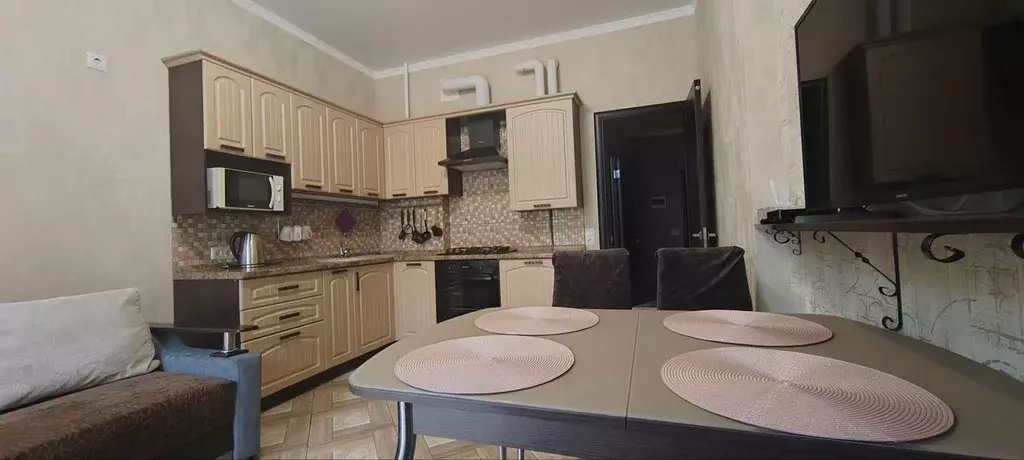 1-к кв. Краснодарский край, Геленджик Туристическая ул., 3к2 (57.0 м) - Фото 1