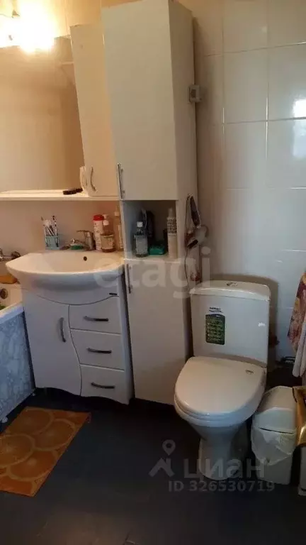 Дом в Крым, Черноморский район, Окуневское с/пос, с. Громово ул. ... - Фото 1