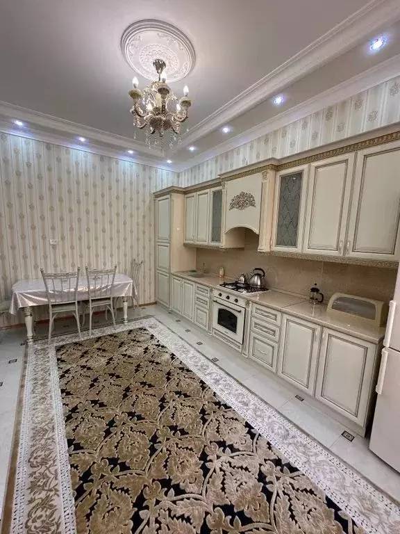Дом в Дагестан, Дербент ул. Генерала Араблинского, 14 (150 м) - Фото 1