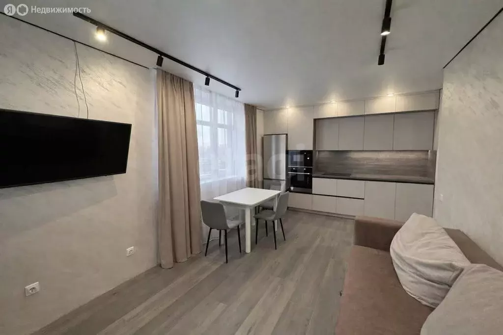 2-комнатная квартира: Тюмень, улица Первооткрывателей, 10 (50.6 м) - Фото 1