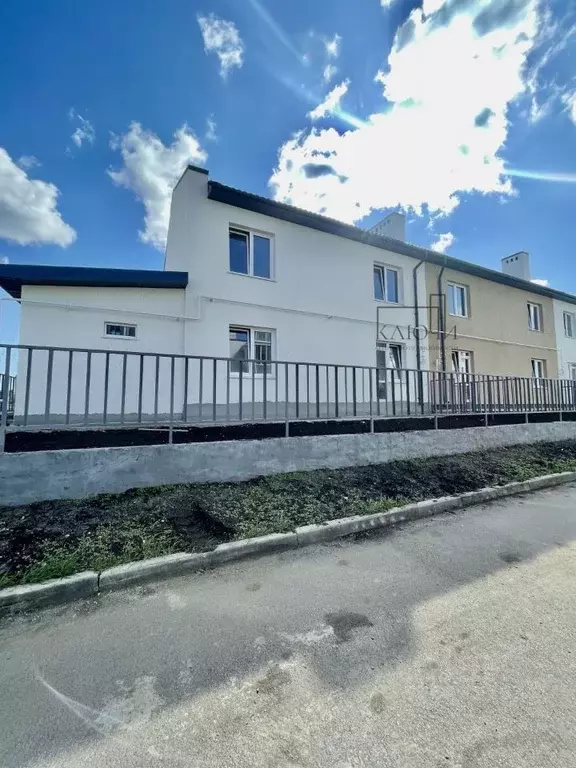 Таунхаус в Челябинская область, Магнитогорск ул. Зеленый Лог, 71/1 ... - Фото 1