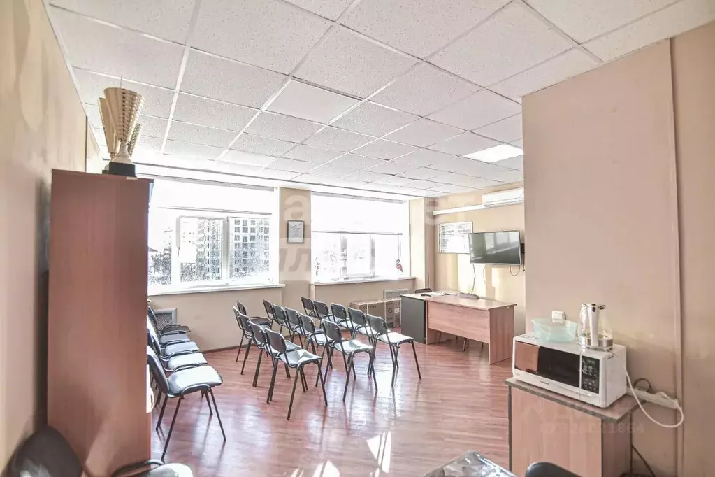 Офис в Сахалинская область, Южно-Сахалинск ул. Имени Ф.Э. ... - Фото 2