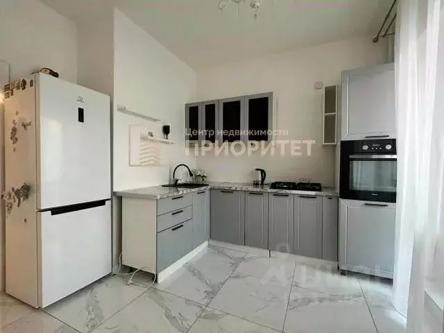 2-к кв. Саха (Якутия), Якутск ул. Пушкина, 23 (64.0 м) - Фото 1