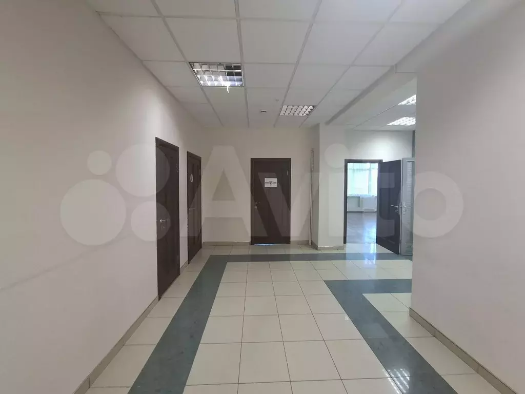 Сдаем офис, кабинетная система, 113.4 м в БЦ клас - Фото 1