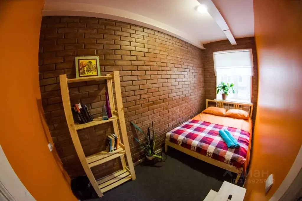 Комната Приморский край, Владивосток ул. Адмирала Фокина, 4Б (6.0 м) - Фото 1