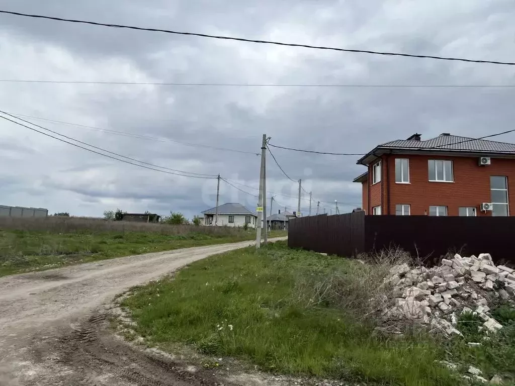 Участок в Воронежская область, Семилукский район, Губаревское с/пос, ... - Фото 1