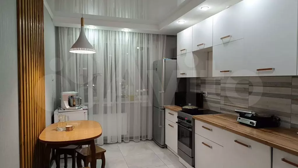 2-к. квартира, 55 м, 3/19 эт. - Фото 0