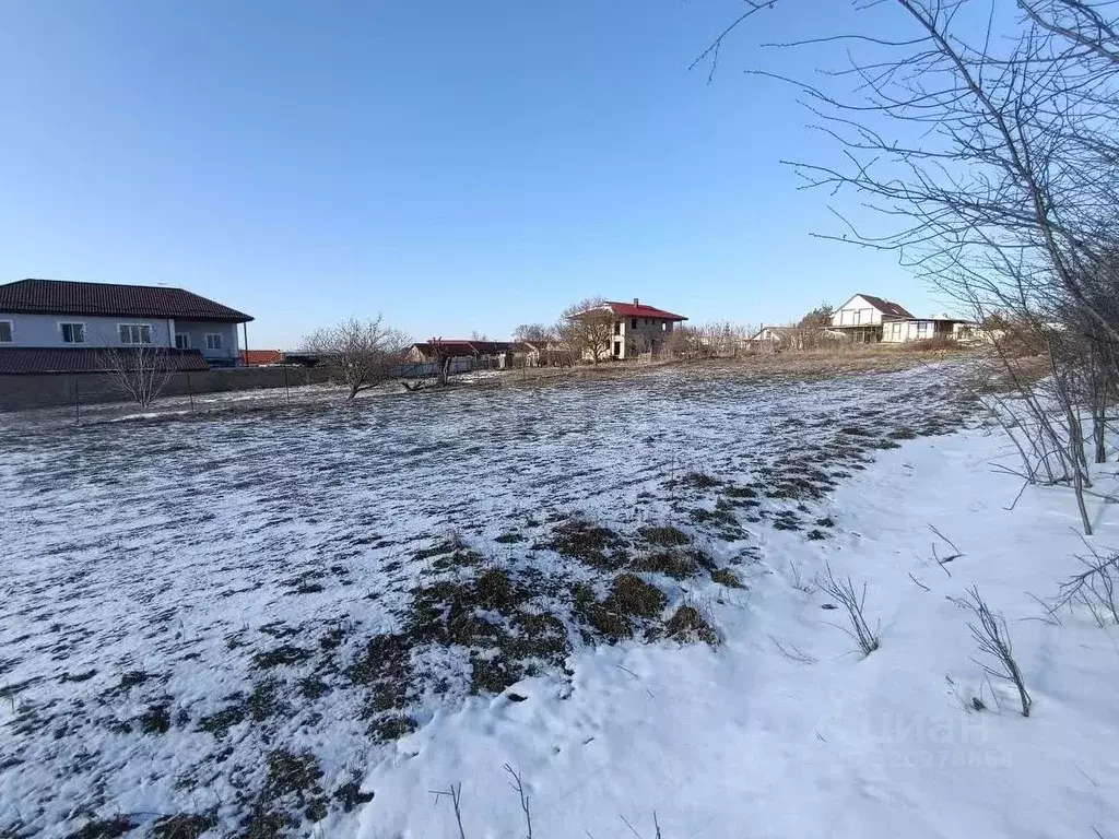 Участок в Крым, Симферопольский район, Чистенское с/пос, с. Фонтаны ... - Фото 1