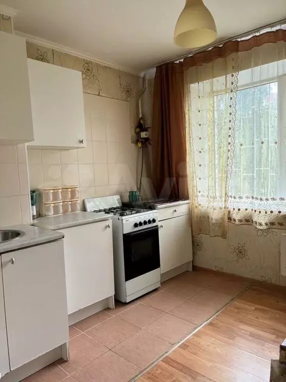 2-к. квартира, 54 м, 1/10 эт. - Фото 1