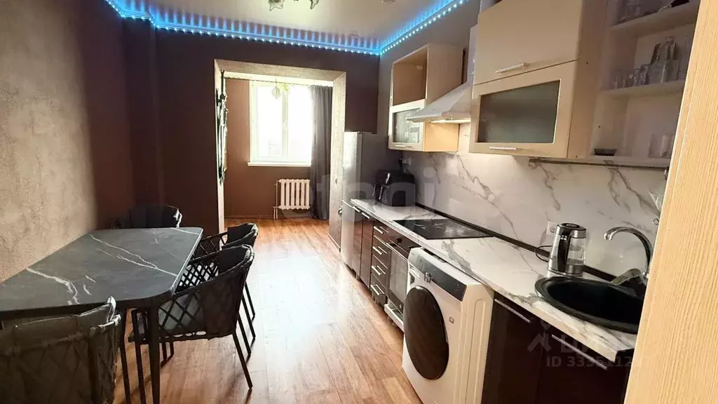 1-к кв. Тюменская область, Тюмень ул. Циолковского, 7к2 (53.3 м) - Фото 0