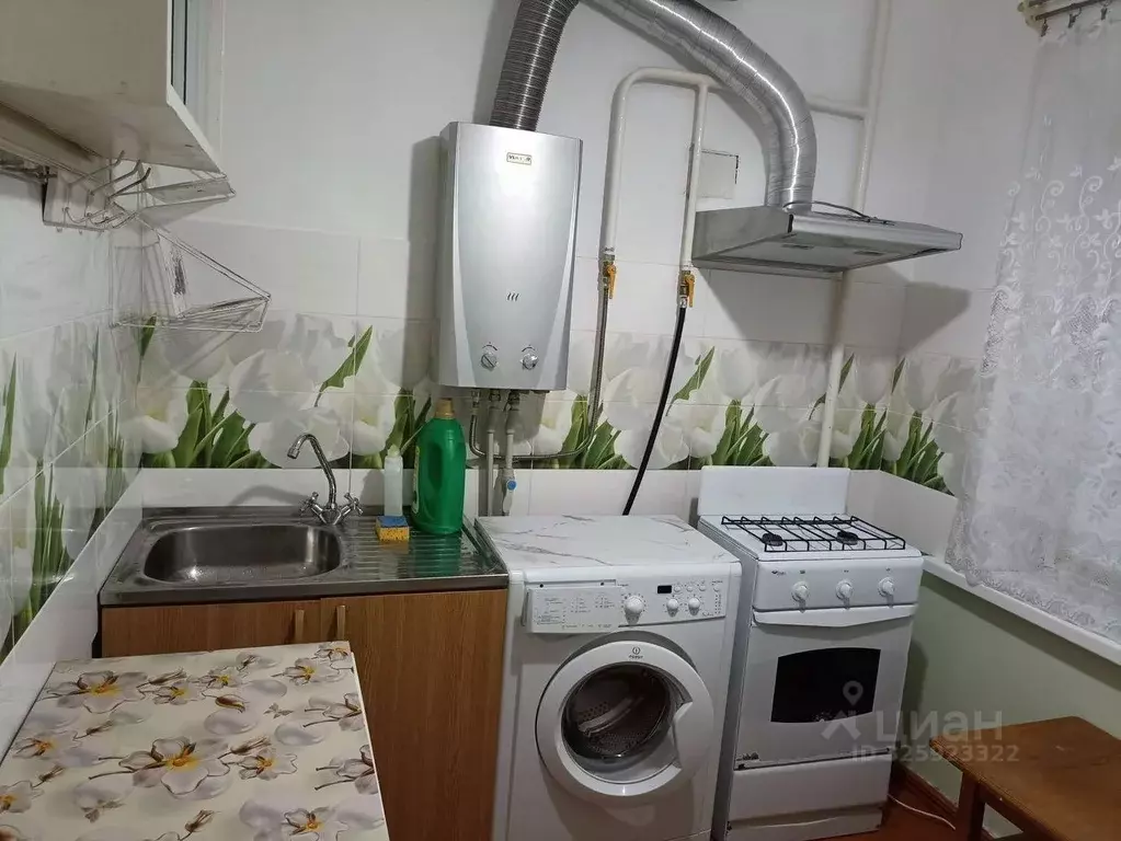 2-к кв. Краснодарский край, Славянск-на-Кубани Красная ул., 15 (43.3 ... - Фото 1