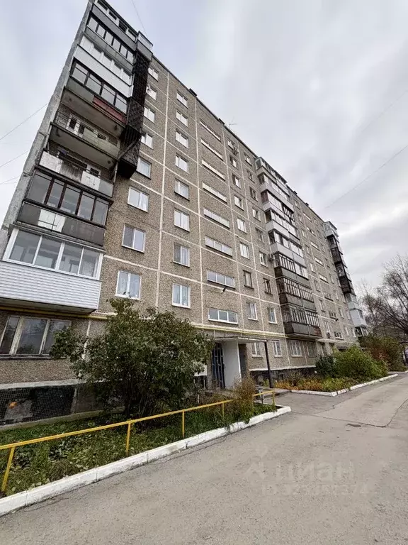 3-к кв. Пермский край, Пермь ул. Крупской, 32А (57.8 м) - Фото 1