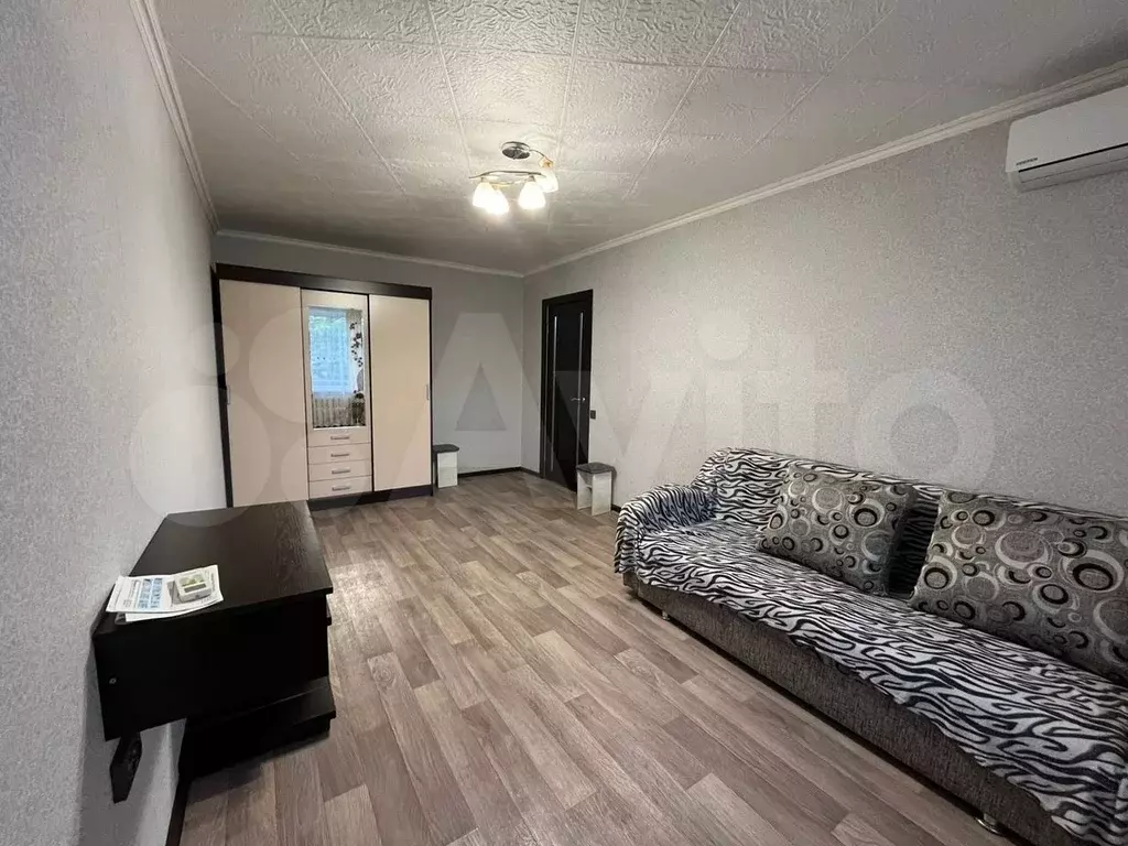 1-к. квартира, 30 м, 5/5 эт. - Фото 1