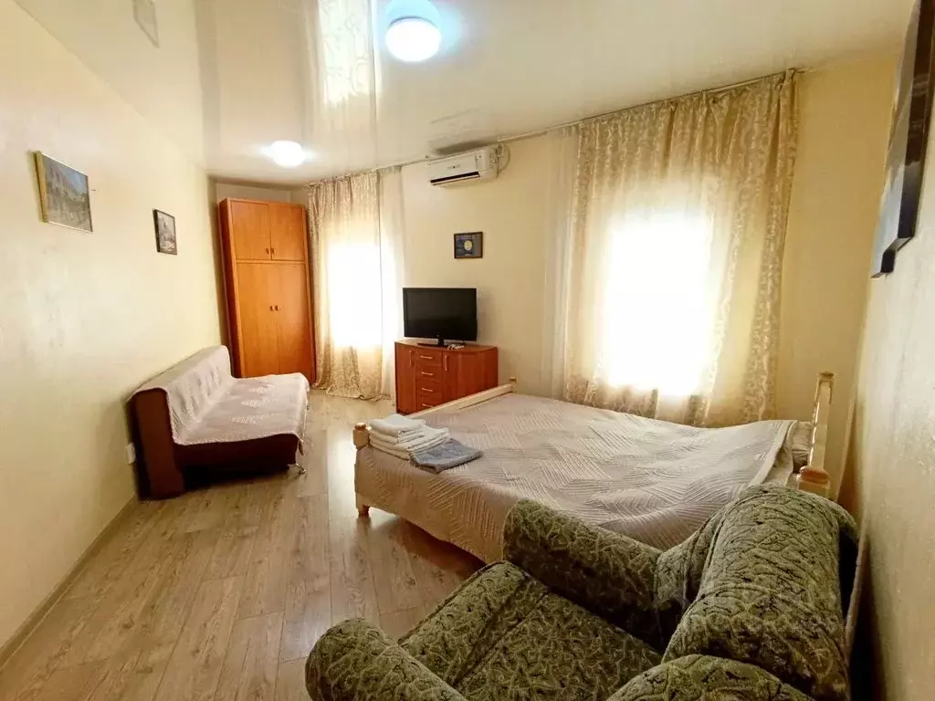 1-к кв. Крым, Ялта ул. Поликуровская, 9 (30.0 м) - Фото 1