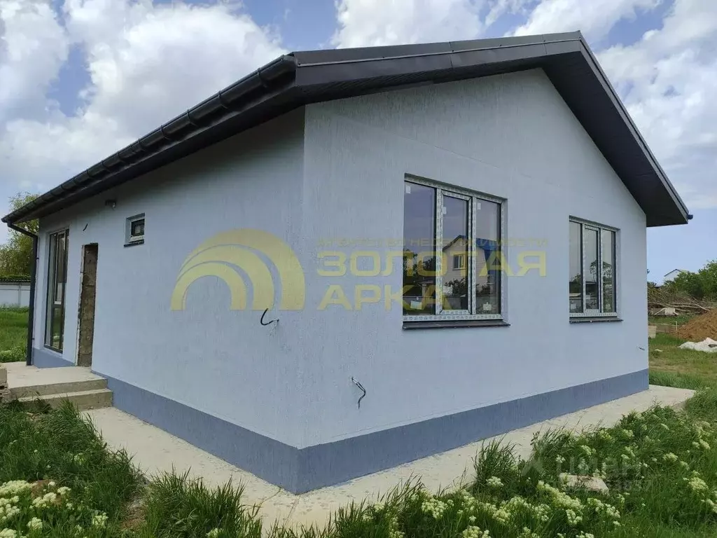 Дом в Краснодарский край, Темрюкский район, Новотаманское с/пос, пос. ... - Фото 1