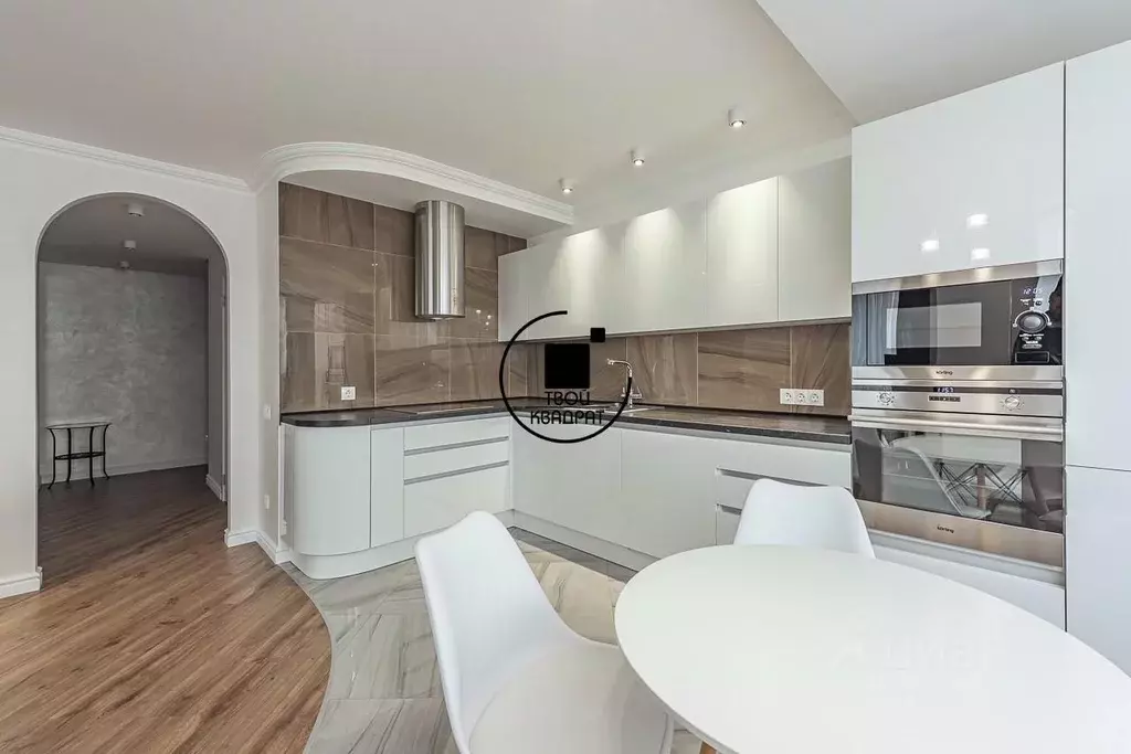 2-к кв. Свердловская область, Екатеринбург ул. Куйбышева, 21 (60.0 м) - Фото 2