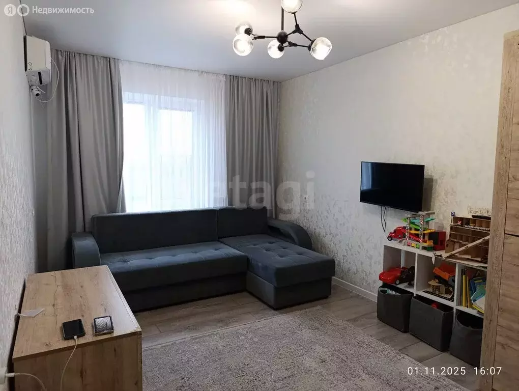 2-комнатная квартира: Началово, микрорайон Победы, 15к1 (42 м) - Фото 1