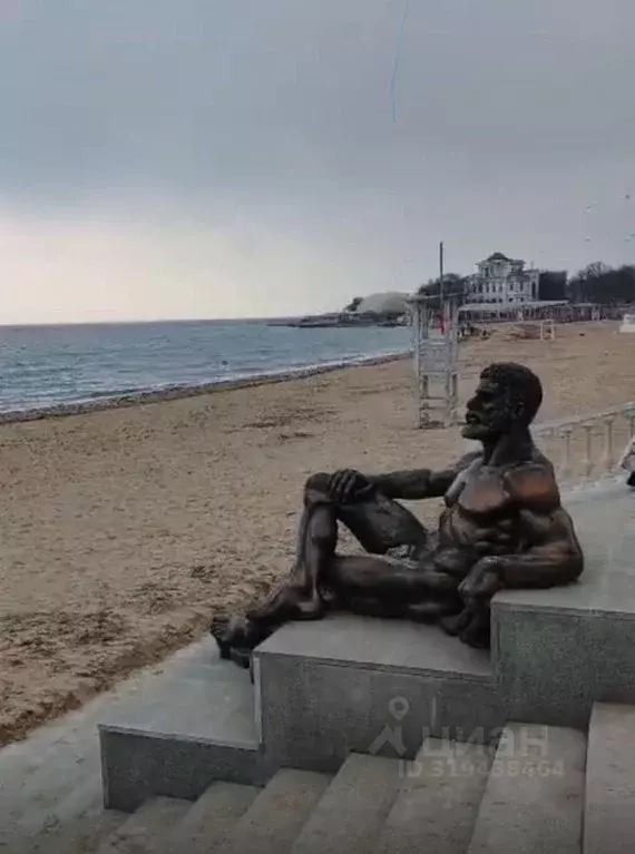 Участок в Крым, Сакский район, с. Штормовое ул. Мира (6.0 сот.) - Фото 1