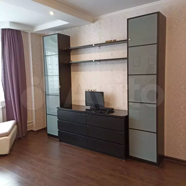 1-к. квартира, 50 м, 4/22 эт. - Фото 1