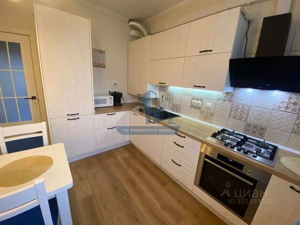 4-к кв. Калининградская область, Калининград Ольштынская ул., 18 (91.2 ... - Фото 0