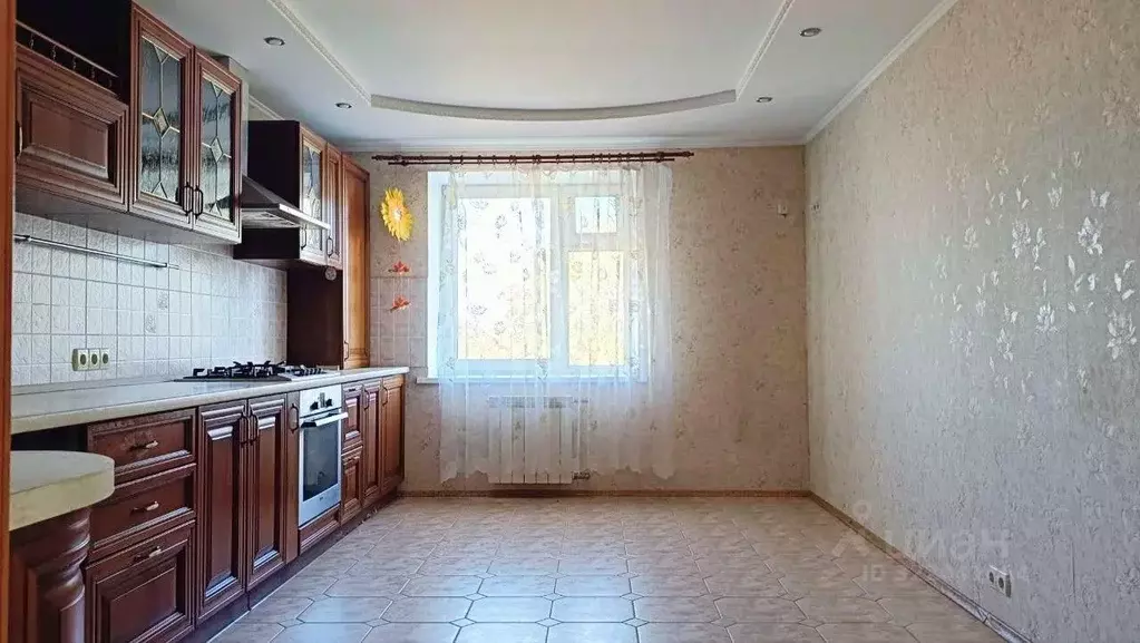 3-к кв. Саратовская область, Саратов ул. Танкистов, 77Ак2 (100.1 м) - Фото 0