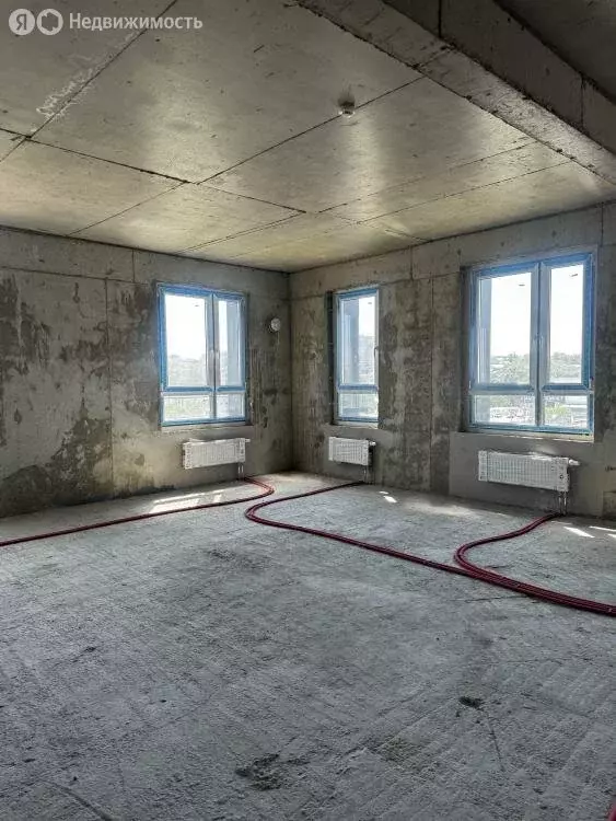 3-комнатная квартира: Иркутск, улица Набережная Иркута, 17 (61.5 м) - Фото 1