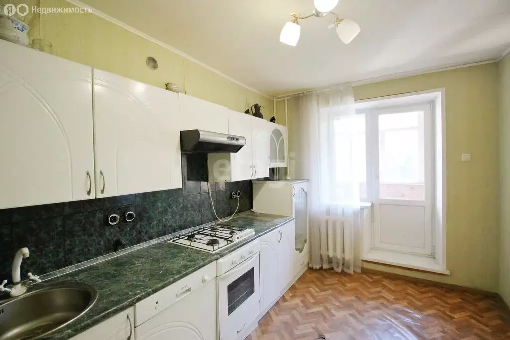 3-комнатная квартира: Ульяновск, улица Робеспьера, 81к2 (102.4 м) - Фото 0
