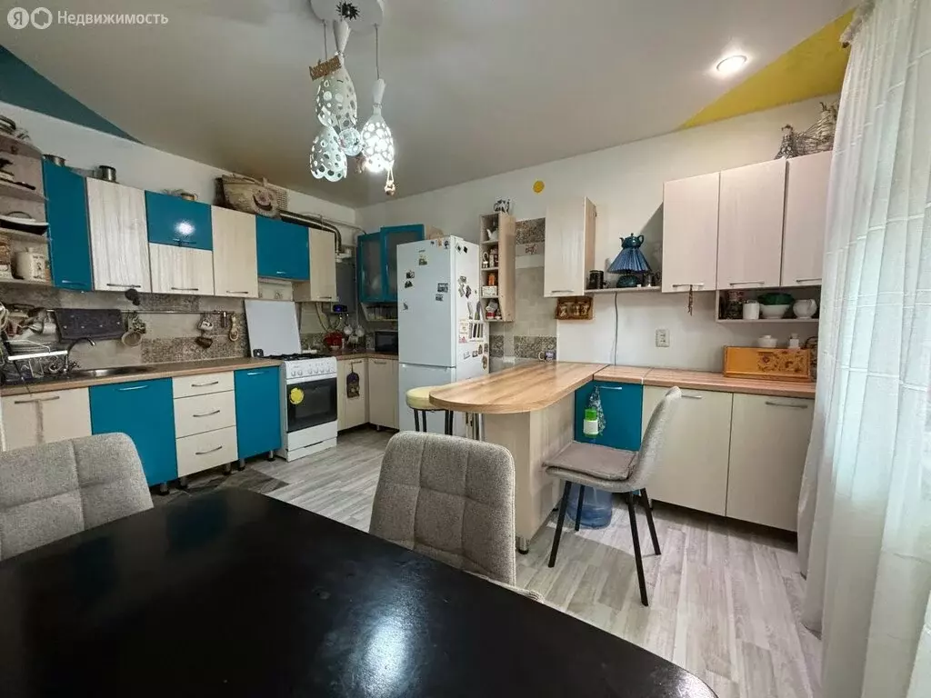 3-комнатная квартира: Октябрьский, Социалистическая улица, 20 (67.4 м) - Фото 2