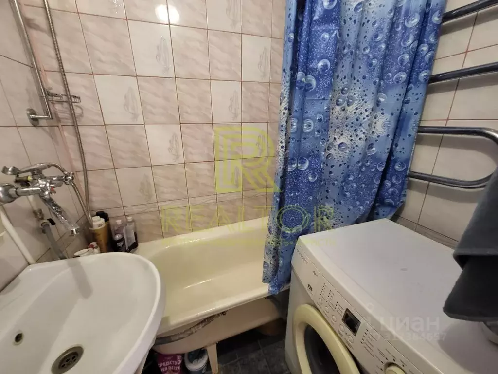 3-к кв. Ростовская область, Новошахтинск ул. Седова (60.4 м) - Фото 1