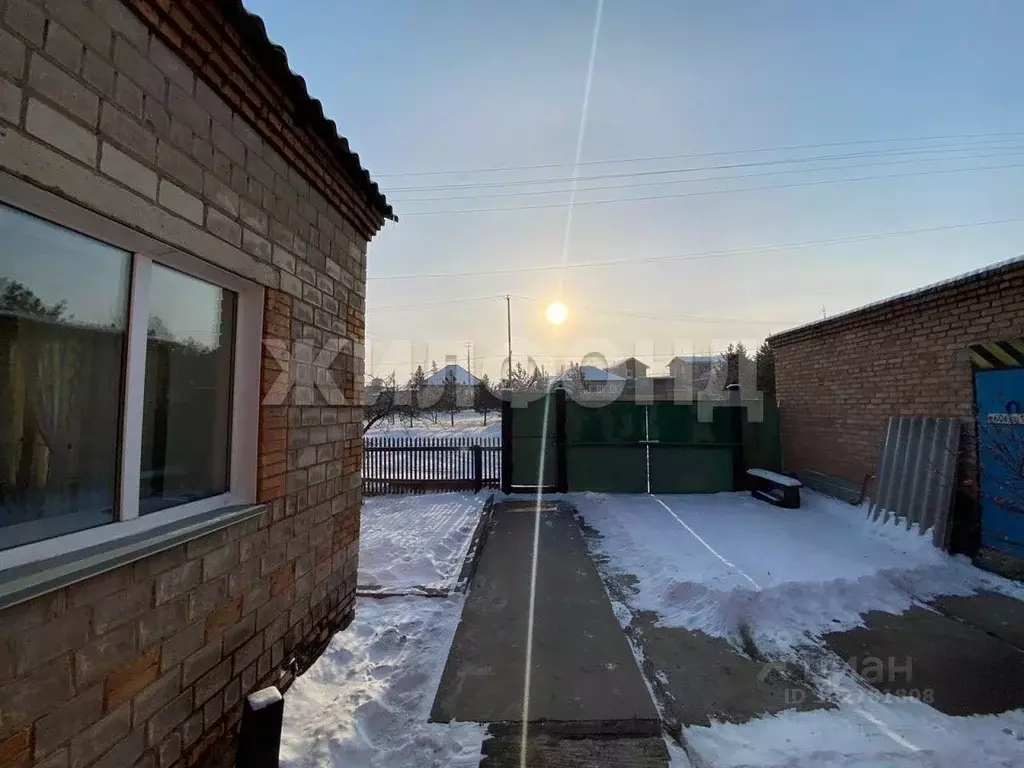 Дом в Хакасия, Черногорск ул. Кошурникова (230 м) - Фото 2