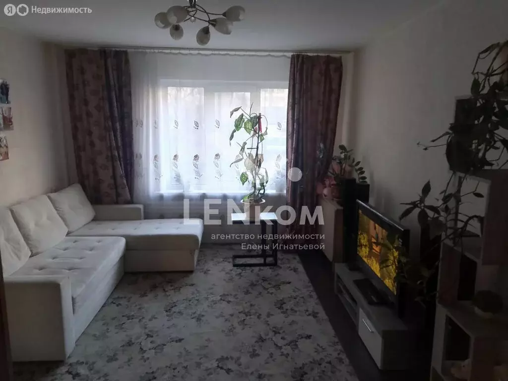 3-комнатная квартира: Ижевск, улица 40 лет Победы, 102 (54 м) - Фото 1