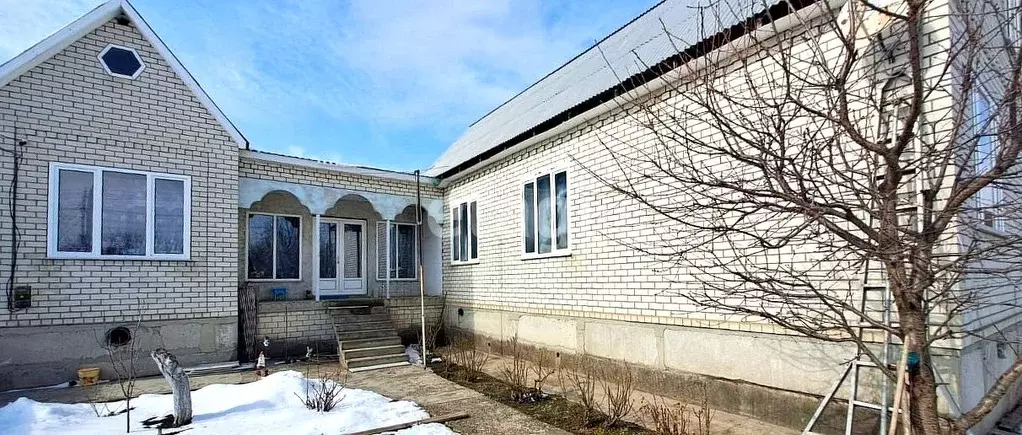 Дом в Краснодарский край, Ейское городское поселение, пос. ... - Фото 1
