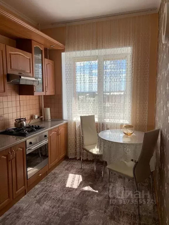 2-к кв. Оренбургская область, Оренбург ул. 8 Марта, 8 (56.0 м) - Фото 0